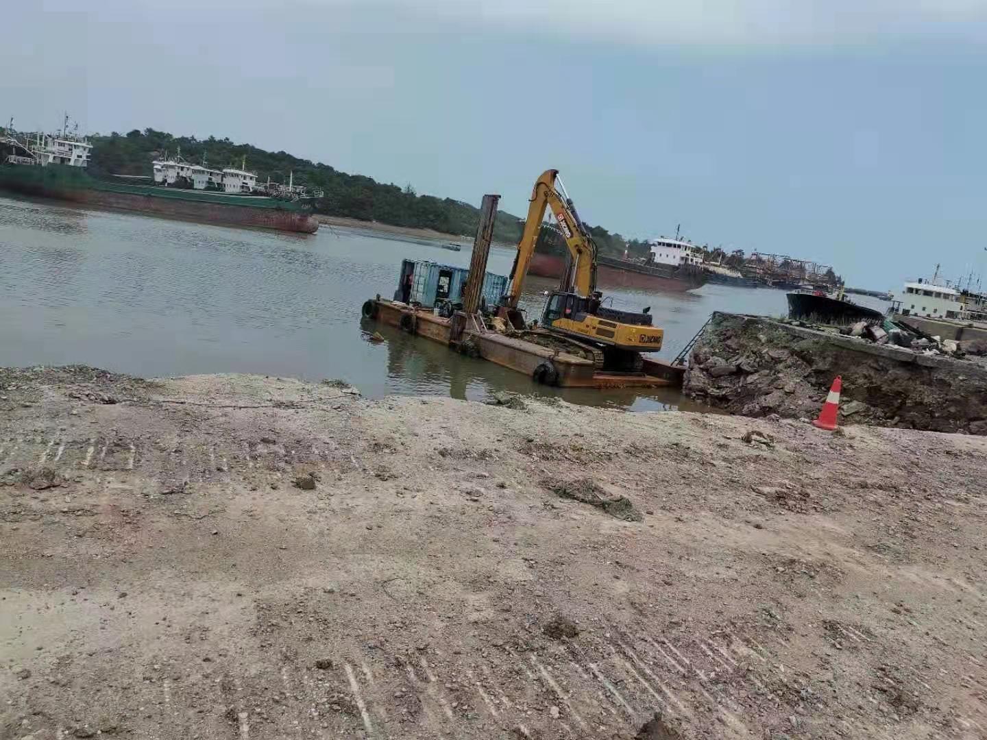 盤錦挖泥船清淤工程-治理清淤-機械設(shè)備服務(wù)-鑫源水利